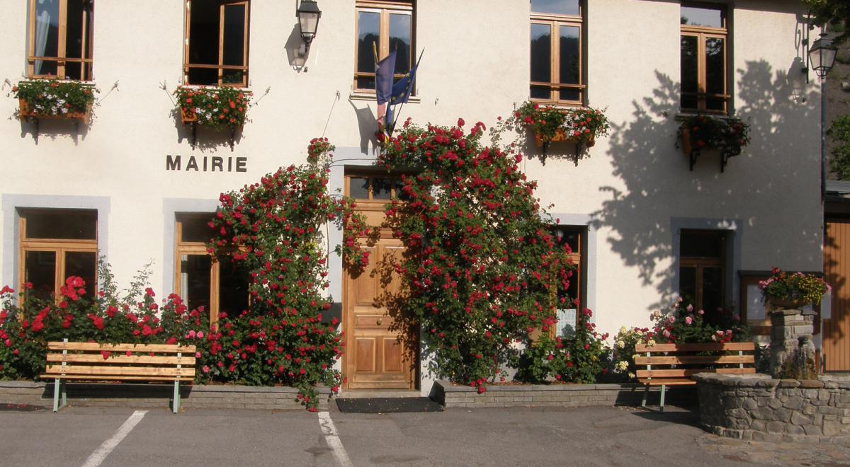 Mairie d'Uvernet-Fours - Mairie d'Uvernet-Fours