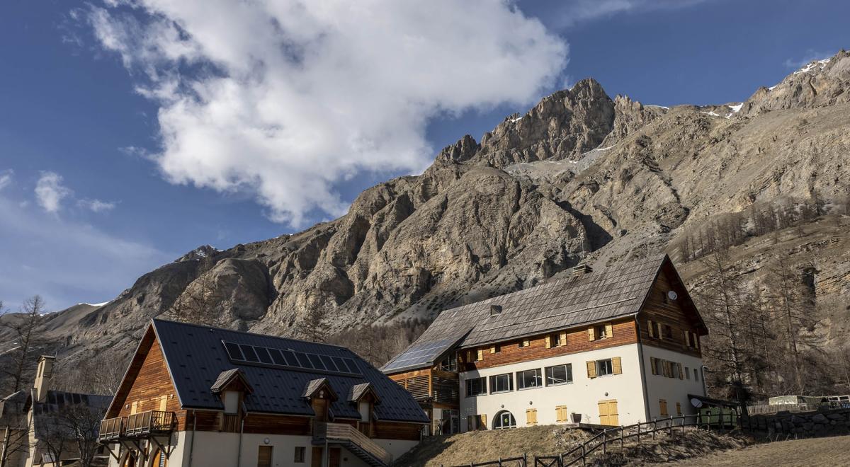 Borne de recharge pour vélo électrique du refuge-hôtel de Bayasse - Borne de recharge pour vélo électrique du refuge-hôtel de Bayasse